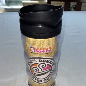 Brand New Dunkin Donuts Coffee Tumbler Cup w/ Lid Never Used. Great Condition
